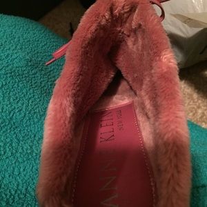 Anne Klein furry lined clogs